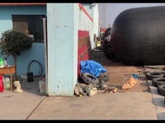 Étapes pour installer une housse de pneu