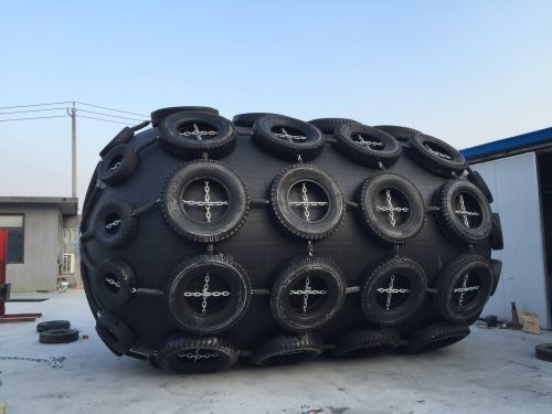 Qualité Cône Marine Rubber Fender de tube en caoutchouc pour s'accoupler anti-collision usine