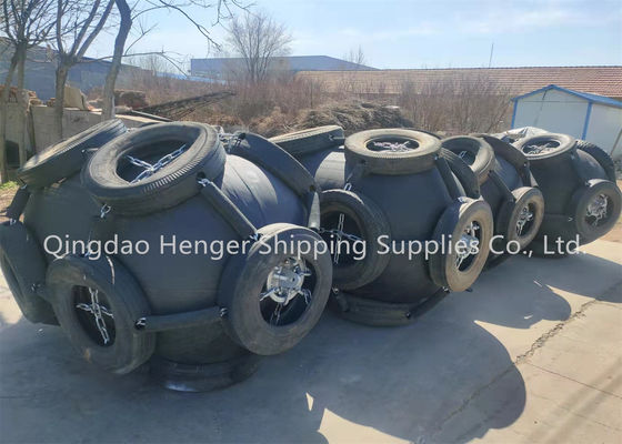 Qualité Longue durée de conservation 24 mois 80kpa flottant Pneumatique Marine Fender Design en caoutchouc en utilisant la vie 10 ans usine