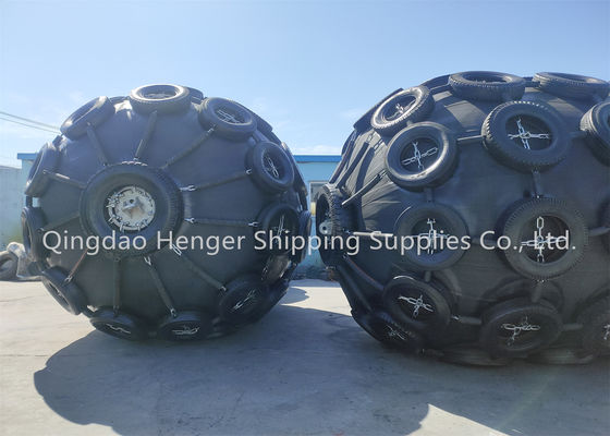 Qualité Customized ISO17357 Pneumatic Rubber Fender 0.3-4.8 M for Marine Applications usine