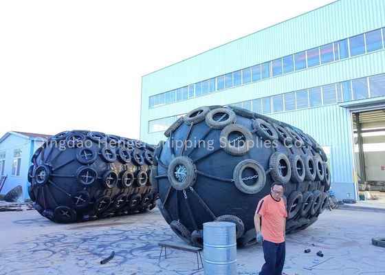 Qualité Défense en caoutchouc pneumatique Yokohama certifiée BV pour fournitures marines usine