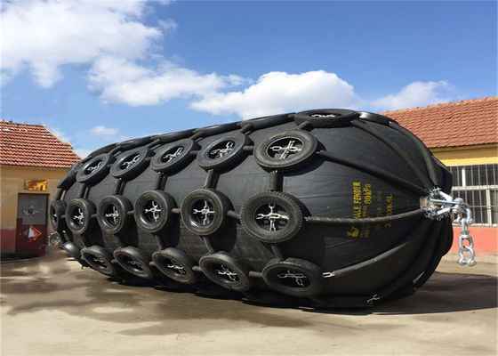 Qualité STS Yokohama Type Noir Pneumatique Marine Rubber Fender Iso 17357 usine