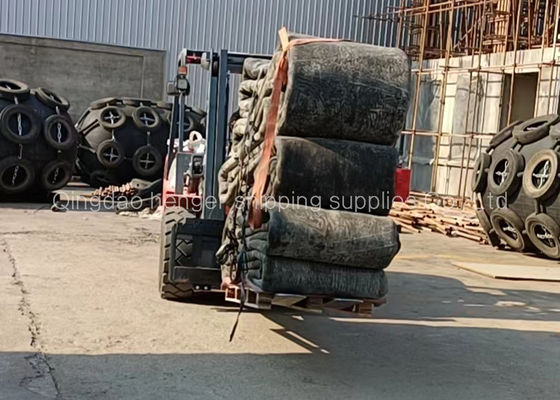 Qualité Airbags marins gonflables de certificat de BV 1.5X24M pour le lancement de bateau usine