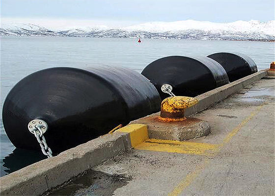 Qualité La chaîne extérieure d'unité centrale bande la pulvérisation nette d'EVA Foam Filled Fender Polyurea usine