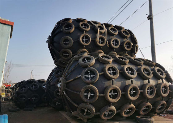 Qualité Amortisseur en caoutchouc pneumatique d'opération de Marine Floating 3.3x6.5m STS usine