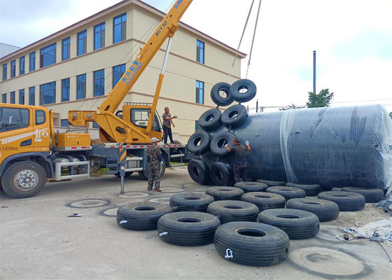 Qualité Ocean Marine EVA rempli de mousse Fender flottant pour la protection contre les MST STS usine