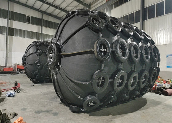 Qualité Fenders pneumatiques en caoutchouc de type Yokohama pour bateaux ou navires usine