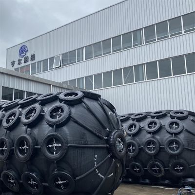 Qualité Défense en caoutchouc pneumatique Yokohama certifiée BV pour fournitures marines usine