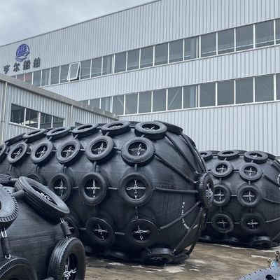 Qualité Garantie de deux ans Fender en caoutchouc pneumatique 2,5*5,5M Pour l'amarrage des navires usine