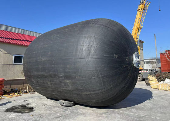 Qualité Pneumatique flottant en caoutchouc marin de grande taille usine