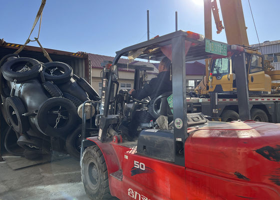 Qualité 3.3 mx6.5 m Parure pneumatique flottante en caoutchouc de type Yokohama usine