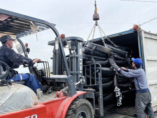 Qualité Certificat BV Yokohama Type STS STD Détecteur pneumatique en caoutchouc avec filet de pneus usine