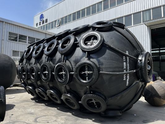 Qualité 2 ans de garantie personnalisé haut rendement caoutchouc Marine Pneumatique Fender usine