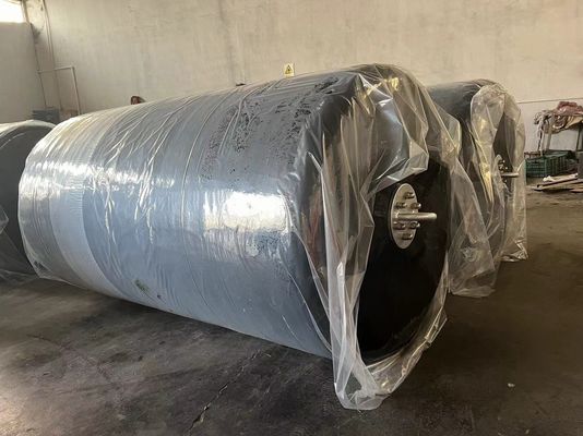 Qualité Impact ISO17357 Fenders remplis de mousse de polyuréthane pour la protection des quais de navires usine