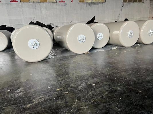 Qualité Fender marin rempli de mousse colorée avec chaîne / brides galvanisées usine