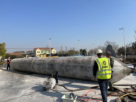 Qualité résistance en caoutchouc et en fibres synthétiques Airbag en caoutchouc marin Excellente pression de rupture 0,3 MPa à 0,5 MPa Idéal pour les applications marines usine