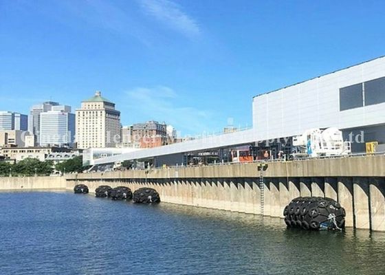 Qualité ISO17357 amortisseur de flottement marin de bonne étanchéité d'air du certificat 80KPa pour que le bateau accouple usine