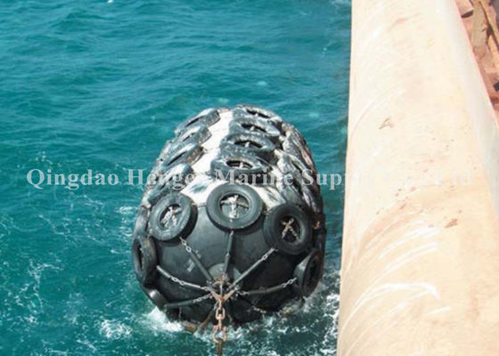 Qualité Amortisseur en caoutchouc marin de bateaux de Refeer aucune détérioration ou variation pour le bateau de nettoyage de rivière usine