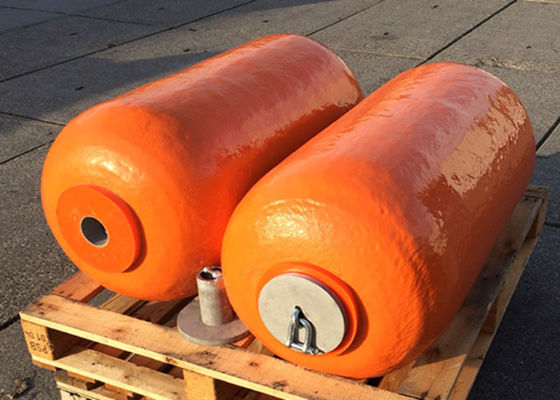 Qualité Défenses marines solides remplies de mousse EVA avec polyuréthane pour navires / bateaux / bateaux de pêche / navires de guerre usine