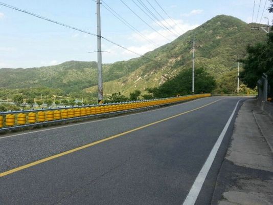Qualité Vieillissement ultra-violet mobile portatif de barrière de roulement de sécurité de rail de garde anti- usine