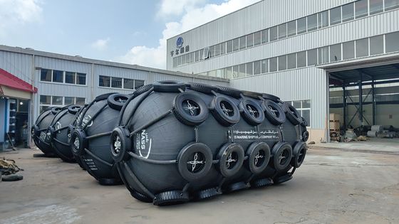 Qualité Protection pneumatique de quai de navire anti-âge OEM usine