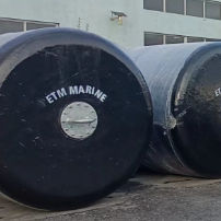 Qualité ISO17357 Approved EVA Foam Filled Fender with Customizable Dimensions and High Energy Absorption for Marine Anti Collision usine