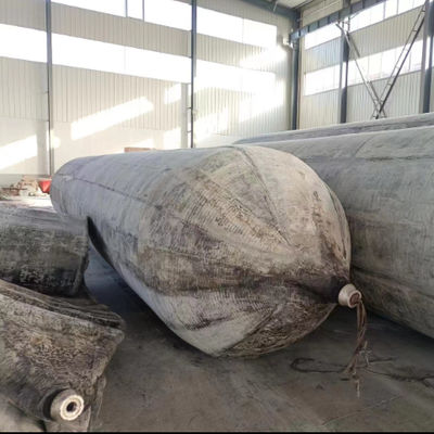 Qualité Airbags gonflables en caoutchouc pour le transport maritime dans les quais usine