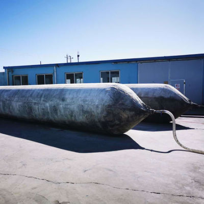 Qualité Airbags gonflables en caoutchouc pour le transport maritime dans les quais usine