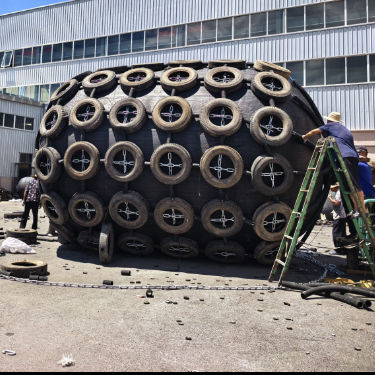 Qualité Fender en caoutchouc pneumatique de haute qualité pour yacht pour la protection marine usine