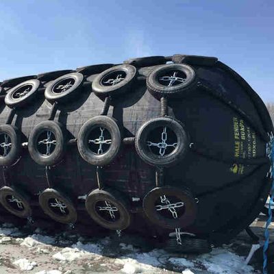Qualité ISO17357 Pneumatique de caoutchouc à dériveurs de 2,0x3,5 m de qualité marine usine