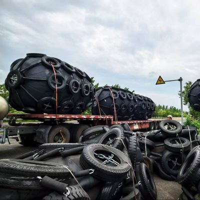 Qualité Floating Pneumatic Rubber Fender for Harbor usine