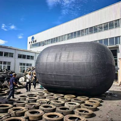 Qualité 50kPa/80kPa Working Pressure Pneumatic Marine Fender with 6-10 Years Lifespan for Ship-to-ship And Ship-to-dock Protection usine
