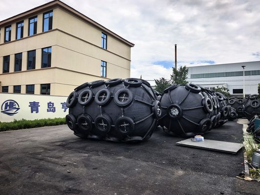Qualité LR Excellent pare-chocs en caoutchouc pneumatique pour navires de marine conçu pour fournir des solutions d'amarrage de protection maximale usine