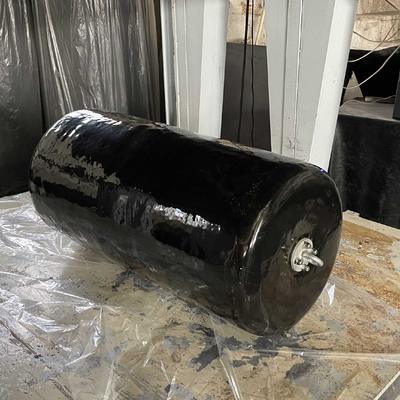 Qualité Fender rempli de mousse certifié BV pour les applications standard STS (navires à navires) usine