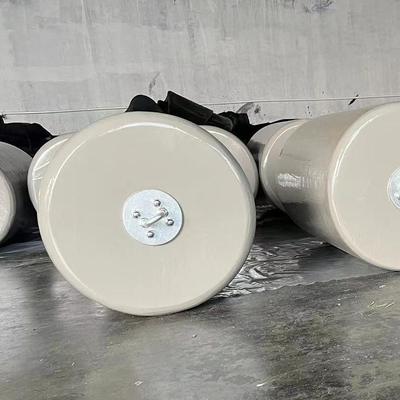 Qualité CCS/BV Certified Heavy-Duty Foam Filled Fender | MOQ 1 Piece, Durable for Marine Berthing usine