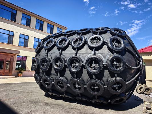 Qualité Défense maritime pneumatique haute durabilité conçue pour répondre à la norme d'exécution ISO17357 2014 2 Mode de paiement Western Union usine