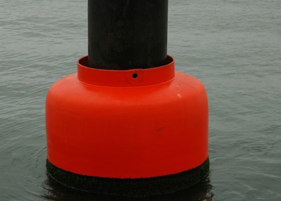 Qualité Amortisseurs de bateau de noir de dock adaptés aux besoins du client par amortisseur rempli de mousse de haute performance usine