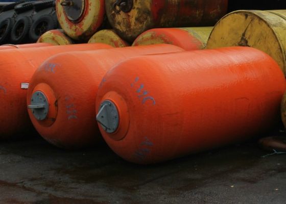 Qualité Capacité d'absorption d'Eva Marine Boat Fenders Good Energy de certificat de CCS usine