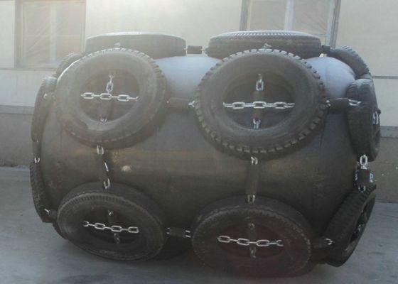 Qualité Amortisseurs remplis de mousse de bateau de Marine Floating Fenders de haute performance usine