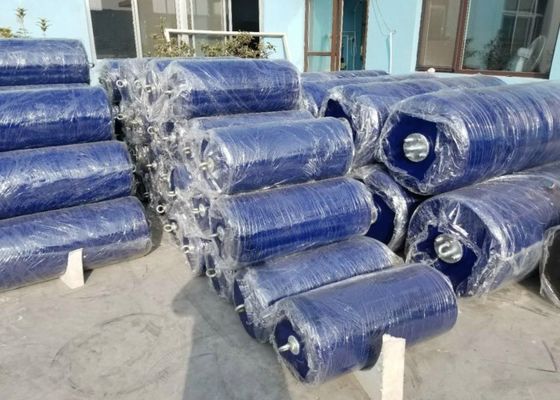 Qualité High Density Foam Core Foam Filled Fender with High Energy Absorption Capacity and Positive Buoyancy for Marine Protection usine