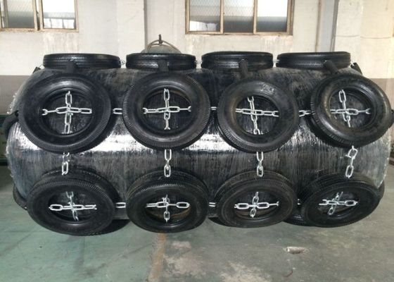 Qualité Hot Dip Galvanized Foam Filled Fender with 10 Years Using Life and High Energy Absorption for Marine Safety usine