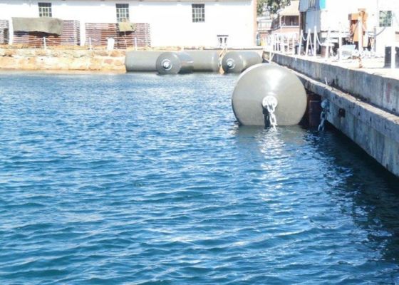 Qualité Marine Fender with High Energy Absorption Capacity UV Resistant And Corrosion Resistant Foam Filled Fender with 24 Months Warranty usine