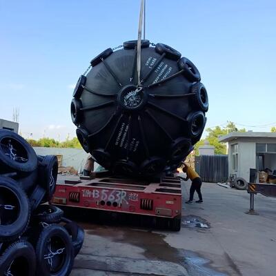 Qualité Pneumatic Rubber Fender For Marine Service usine