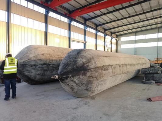 Qualité Marine Rubber Airbag with Multi Point Lifting Harness for Balanced Crane Operations and Durable Synthetic Tire Cord usine