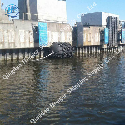 Qualité Défense en caoutchouc pneumatique avec certificat BV pour usage maritime usine