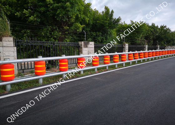 Qualité voiture d'EVA Safety Roller Barrier Protection de rambarde de route de diamètre de 0.35m usine