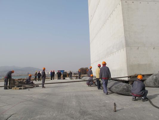 Qualité ascenseur d'air de lancement du bateau 0.17MPa Marine Rubber Airbag usine