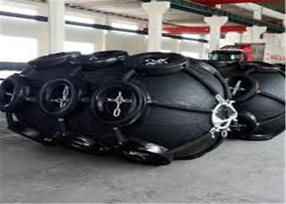 Qualité amortisseur en caoutchouc de bateau de protection de navire de 3.3m 50kPa 80kPa usine