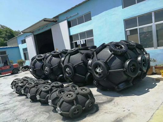 Qualité 50KPa/80Kpa OIN 17357 a délivré un certificat le type en caoutchouc pneumatique de Yokohama d'amortisseurs usine