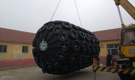 Qualité Amortisseur en caoutchouc diplômée 50kpa D1.5M*L3.0M de Marine Iso 17357 Yokohama usine